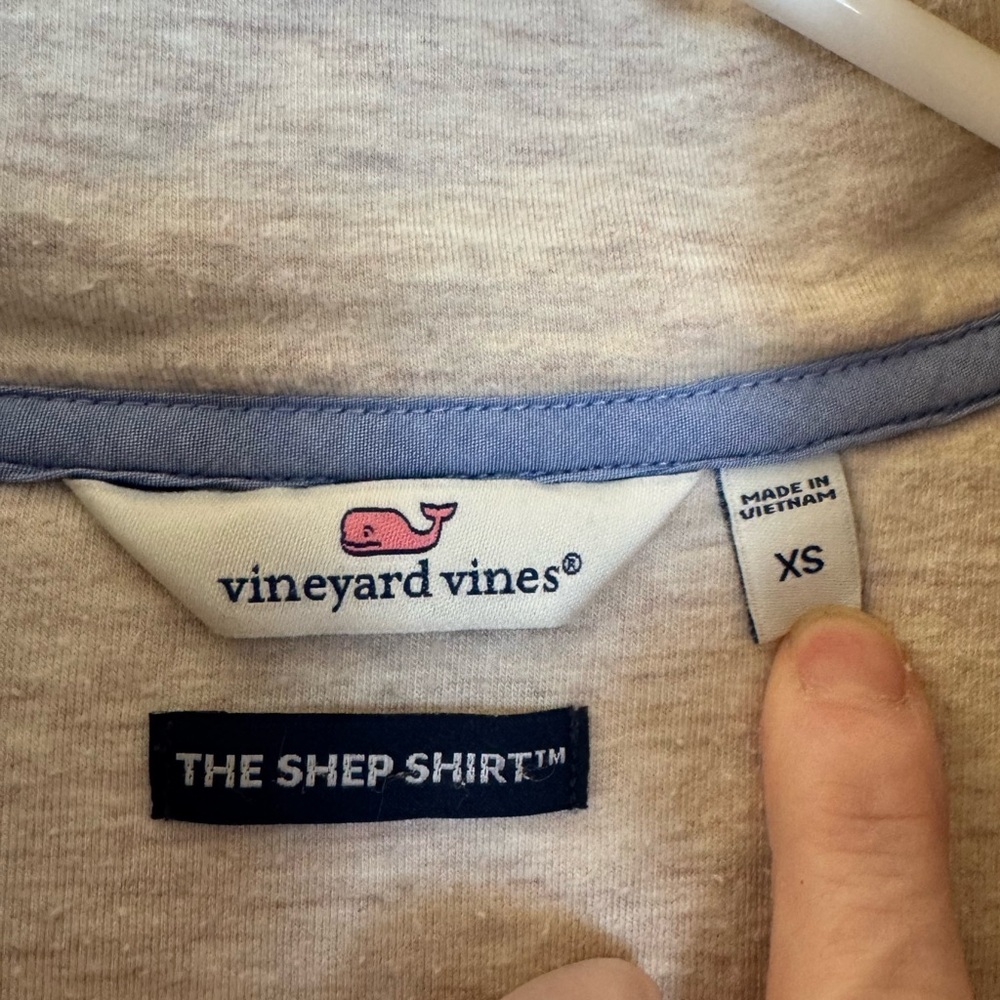 Women's Vineyard Vines Dreamcloth Shep Pullover Shirt, Oatmeal, Relaxed, Size XS - Picture 4 of 10